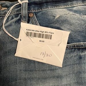 New with tags KanCan Button Fly High 90’s Flare jeans